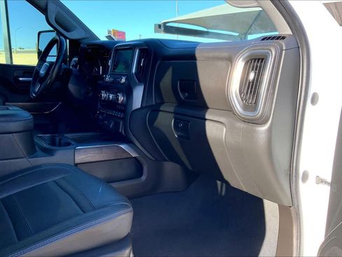 Used 2021 GMC Sierra 2500 Denali w/ Denali Ultimate Package image 17