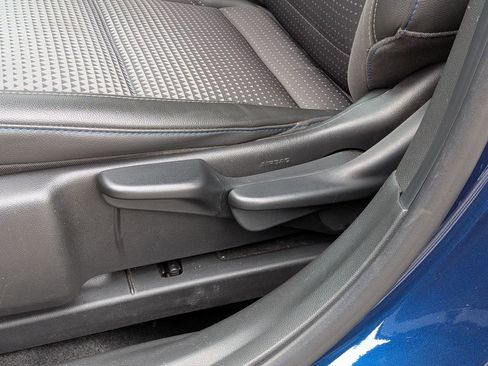 Used 2024 Chevrolet Trax LT w/ Driver Confidence Package image 11