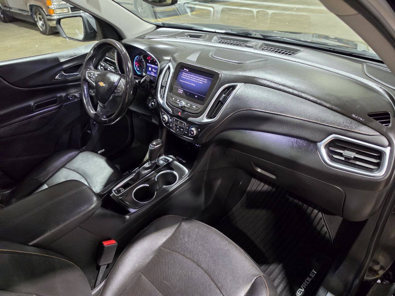 Used 2020 Chevrolet Equinox Premier AWD/4WD image 35