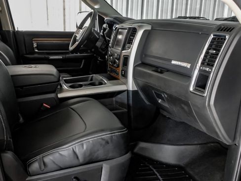 Used 2017 RAM 2500 Laramie w/ Sport Appearance Group AWD/4WD image 12