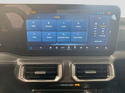 Used 2025 Ford Mustang GT Premium RWD image 31