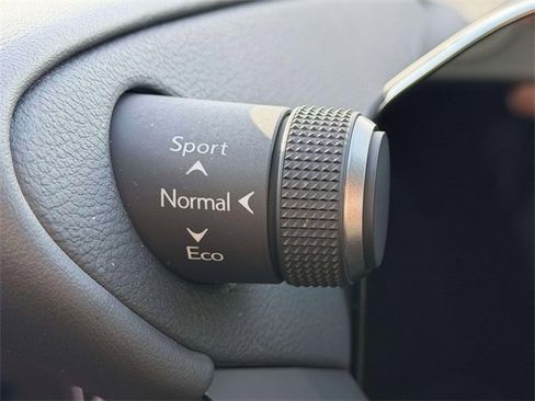 Certified 2024 Lexus ES 350 w/ Premium Package image 30