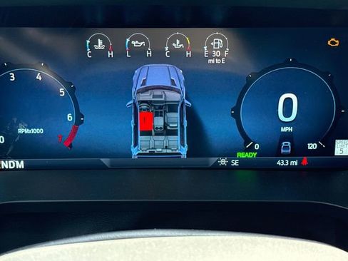 New 2025 Ford F150 Platinum w/ Equipment Group 702A High image 30