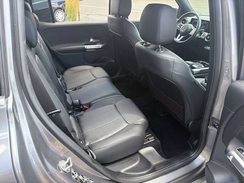 Used 2022 Mercedes-Benz GLB 250 4MATIC image 96