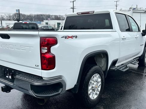 Used 2021 Chevrolet Silverado 2500 LT w/ Fleet Comfort Package image 5