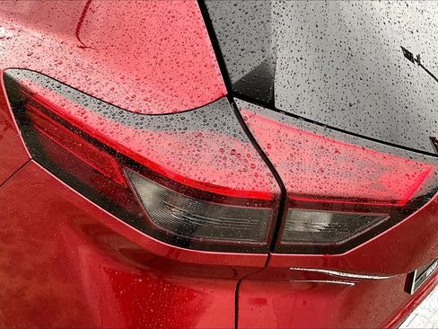 Certified 2026 Nissan Rogue SV FWD image 27