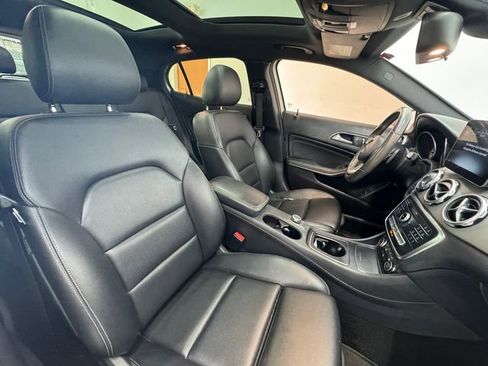 Used 2018 Mercedes-Benz GLA 250 image 35