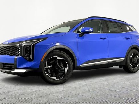 Certified 2026 Kia Sportage EX w/ EX Panorama Roof Package image 1