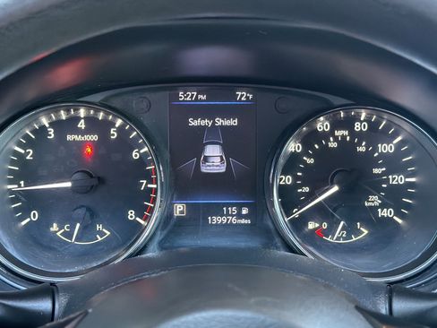Used 2018 Nissan Rogue S FWD image 25