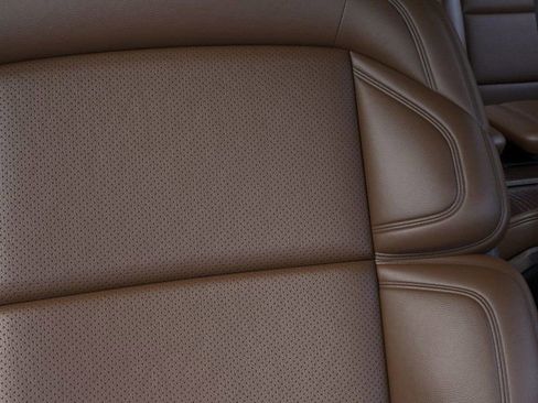 New 2026 Lincoln Navigator Reserve AWD/4WD image 17