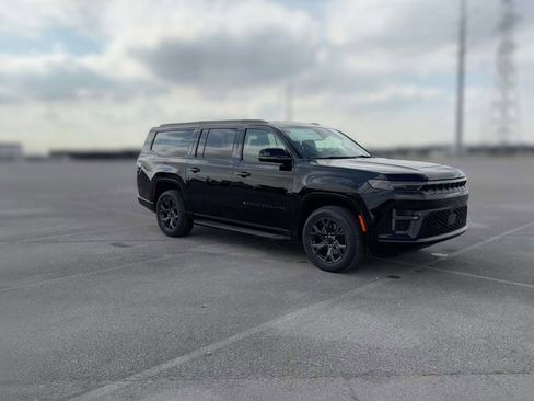 New 2026 Jeep Grand Wagoneer L Limited image 16