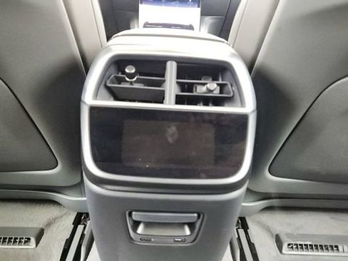 Used 2024 Lucid Air Touring image 38