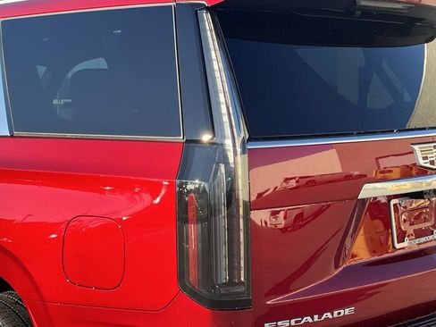 New 2026 Cadillac Escalade Luxury w/ Touring Package image 10