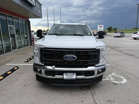 Used 2023 Ford F250 XL w/ XL Chrome Package AWD/4WD image 11