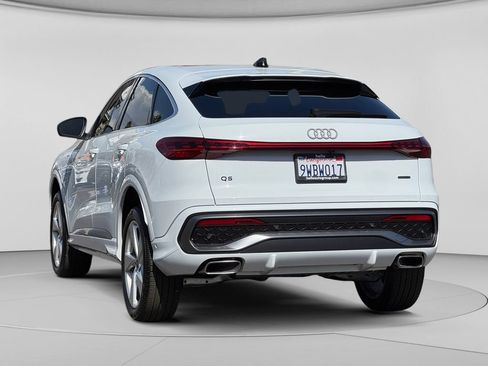 Used 2025 Audi Q5 Premium Plus w/ Premium Plus AWD/4WD image 32
