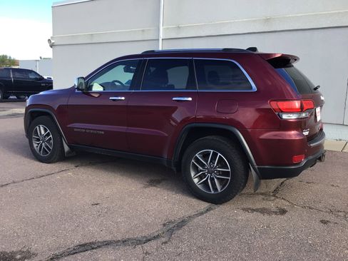Used 2021 Jeep Grand Cherokee Limited w/ Trailer Tow Group IV AWD/4WD image 7