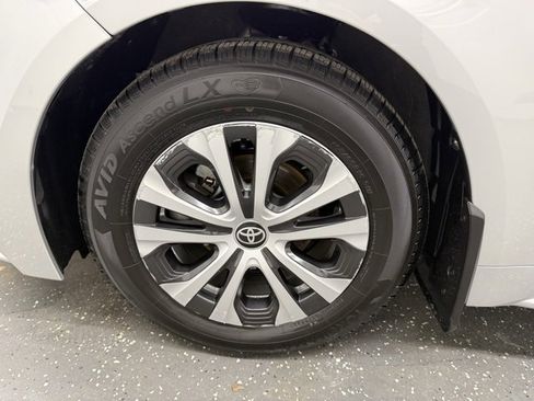 Certified 2022 Toyota Corolla LE image 18