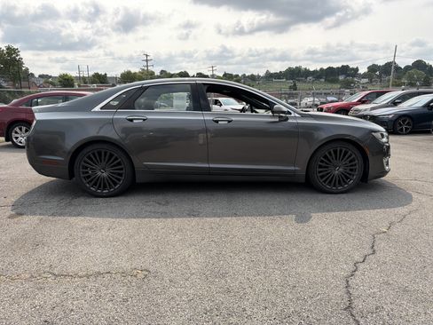 Used 2018 Lincoln MKZ Reserve w/ Technology Package AWD/4WD image 8