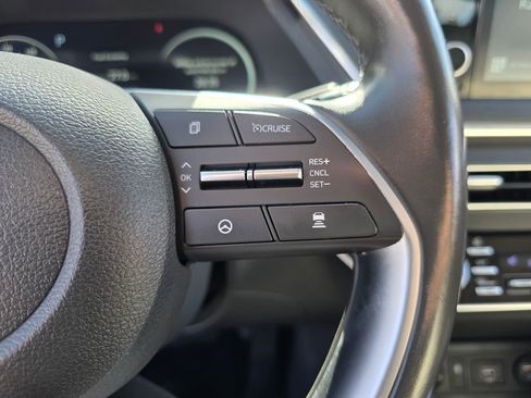 Used 2020 Hyundai Sonata SEL w/ Premium + Sunroof Package FWD image 25