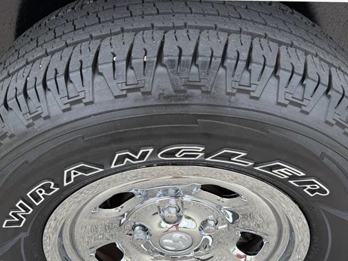 Used 2019 RAM 1500 Tradesman RWD image 14