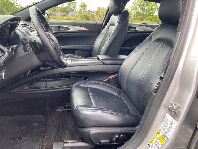 Used 2018 Lincoln MKZ Premiere FWD image 15