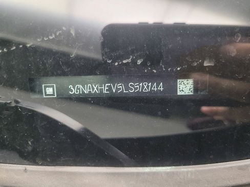 Used 2020 Chevrolet Equinox LS w/ LS Convenience Package image 30