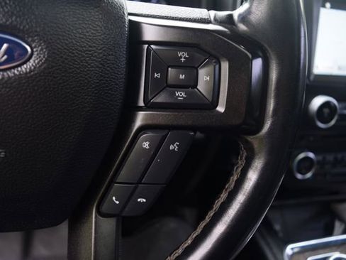 Used 2018 Ford Expedition Limited w/ Equipment Group 301A AWD/4WD image 5