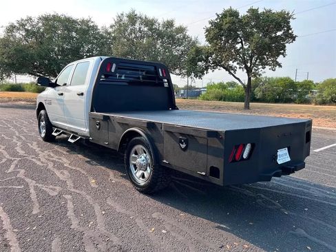 Used 2018 RAM 3500 Tradesman w/ Chrome Appearance Group AWD/4WD image 5