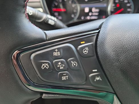 Used 2023 Chevrolet Equinox RS w/ RS Leather Package FWD image 25