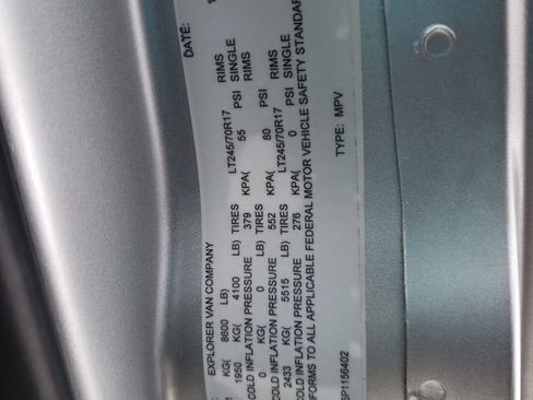 Used 2023 Chevrolet Express 2500 Extended image 28