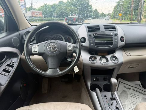 Used 2008 Toyota RAV4 Limited AWD/4WD image 21