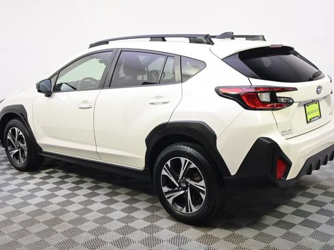 Used 2024 Subaru Crosstrek 2.0i Premium AWD/4WD image 3