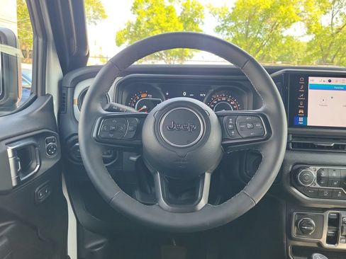 Certified 2025 Jeep Wrangler Unlimited Sport AWD/4WD image 14