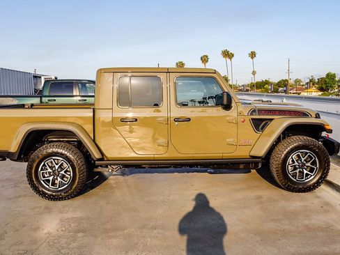 New 2026 Jeep Gladiator Rubicon image 12