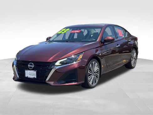 Certified 2023 Nissan Altima 2.5 SL FWD image 2