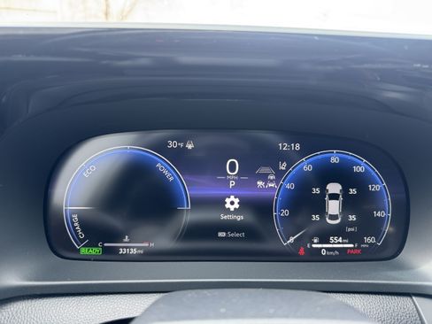 Used 2025 Toyota Crown Limited w/ Advanced Technology Package image 22