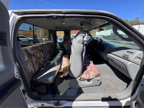 Used 2007 Ford F250 Lariat image 12