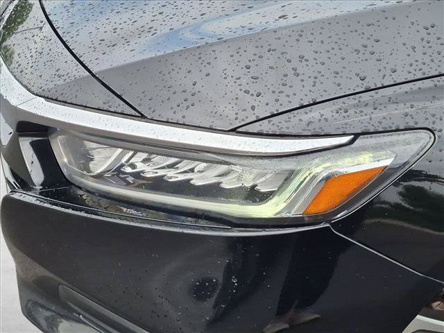 Used 2018 Honda Accord EX image 9