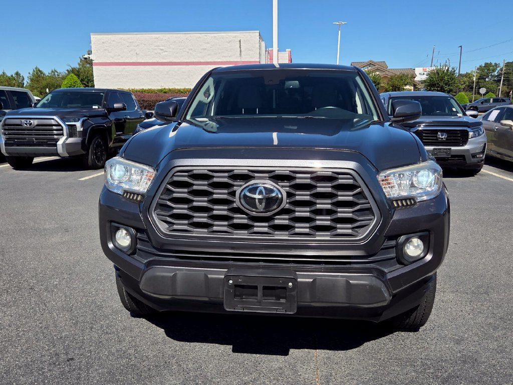 Used 2021 Toyota Tacoma SR5 RWD image 2