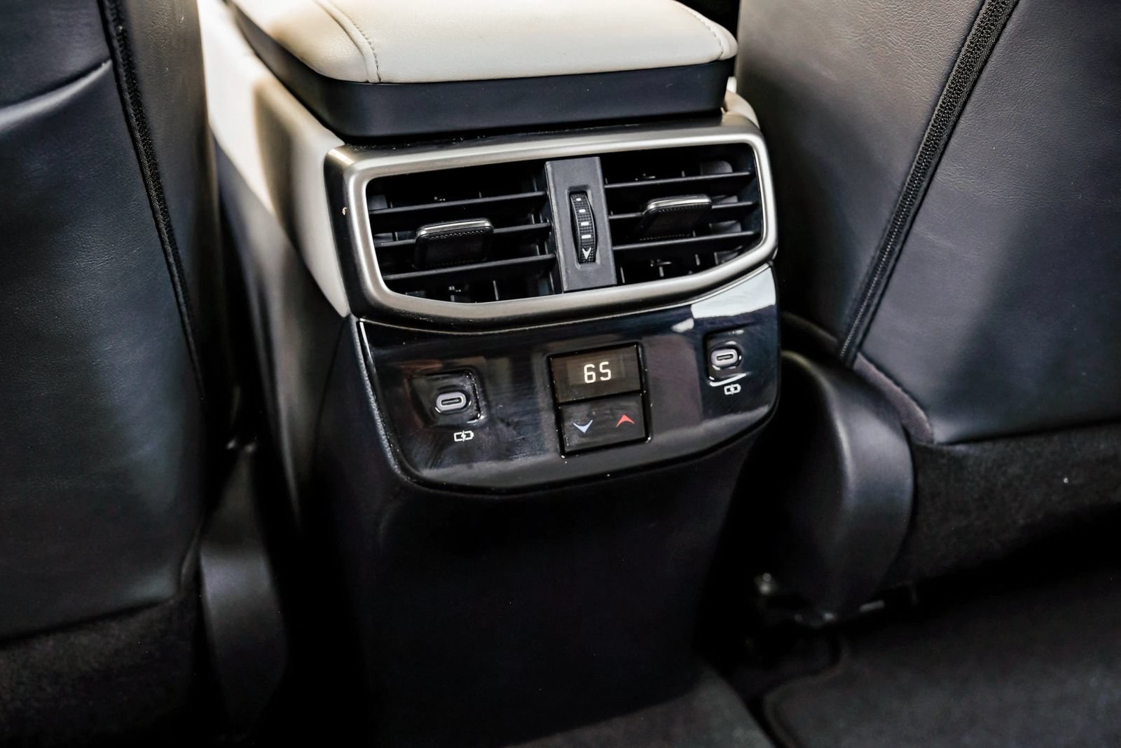 Used 2023 Lexus RX 350 Premium w/ Accessory Package (Z1) FWD image 49