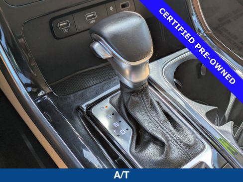 Used 2022 Kia Carnival EX FWD image 34