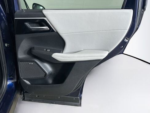 Used 2025 Mitsubishi Outlander SE AWD/4WD image 31