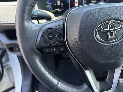 Used 2024 Toyota RAV4 XSE w/ Advanced Technology Package AWD/4WD image 19