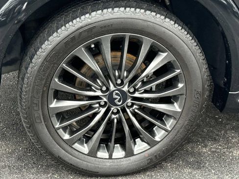 Certified 2024 INFINITI QX80 Sensory image 30