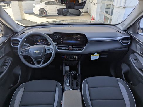 New 2026 Chevrolet TrailBlazer LT image 16