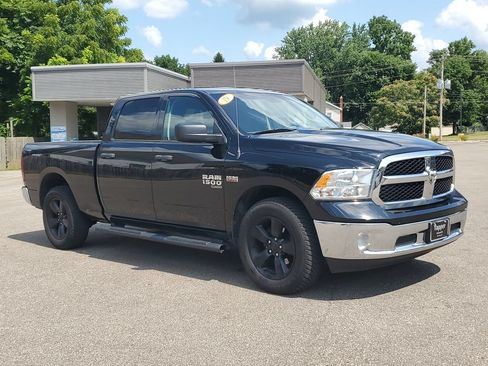 Used 2019 RAM 1500 Tradesman w/ SXT Plus Group AWD/4WD image 3