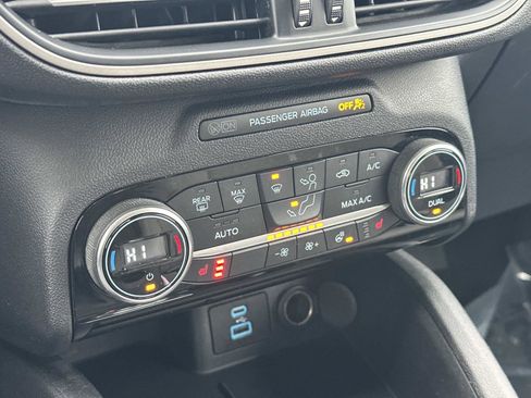 Used 2021 Ford Escape SE w/ Convenience Package image 30