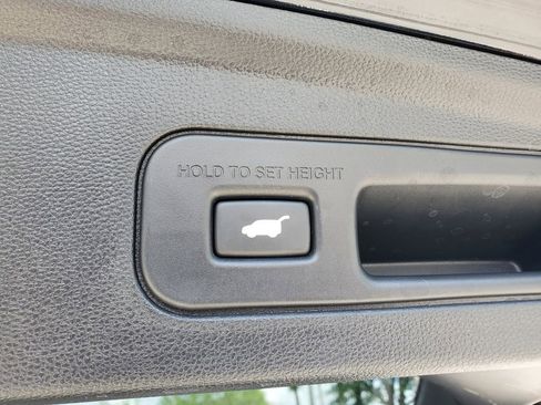 Used 2024 Acura MDX FWD w/ Technology Package image 9