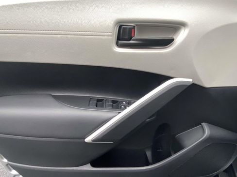 New 2026 Toyota Corolla Cross L image 21