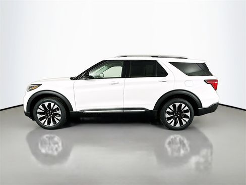 New 2026 Ford Explorer Platinum w/ LUX Leather Package image 4